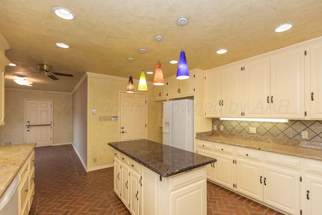 4102 PARAMOUNT Boulevard, Amarillo, TX 79109