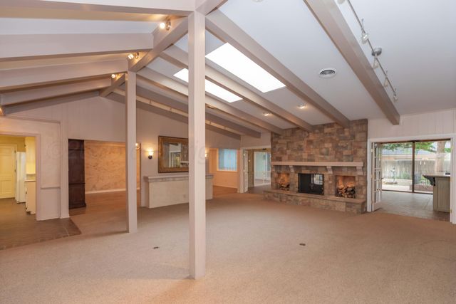 4102 PARAMOUNT Boulevard, Amarillo, TX 79109