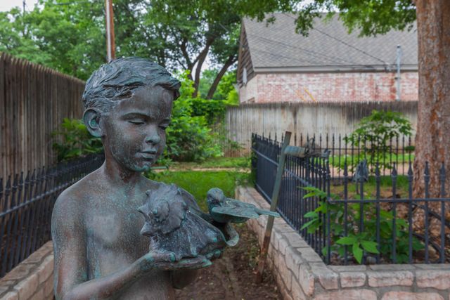 4102 PARAMOUNT Boulevard, Amarillo, TX 79109