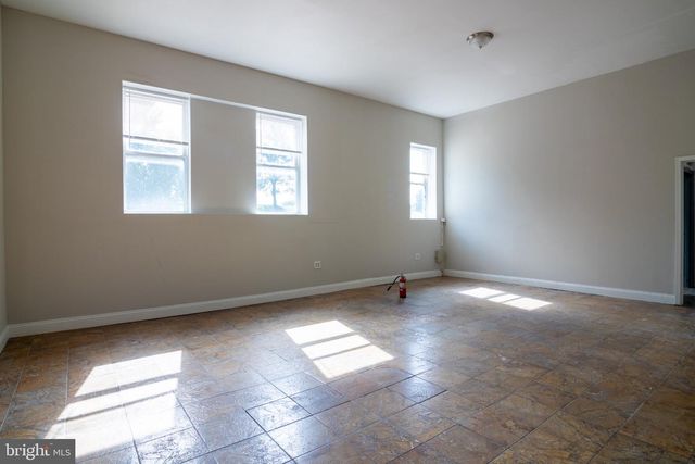 2613 W HUNTING PARK AVE, Philadelphia, PA 19129