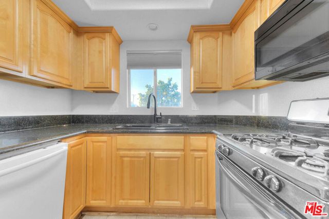 1485 Obispo Avenue 6, Long Beach, CA 90804