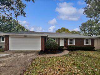 2011 N 49th Terrace, Kansas City, KS 66104