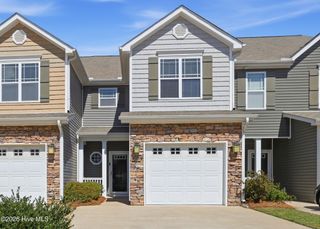 1800 Fox Den Way 4, Greenville, NC 27858