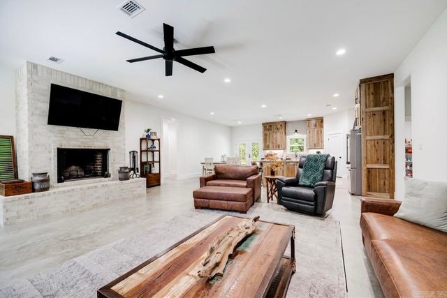 86 Hwy 36, Conway, AR 72032