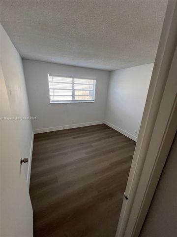 22605 SW 66th Avenue 403, Boca Raton, FL 33428