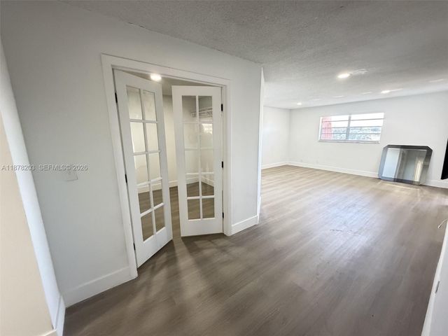 22605 SW 66th Avenue 403, Boca Raton, FL 33428