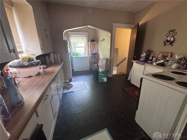 229 Huron, Dayton, OH 45417