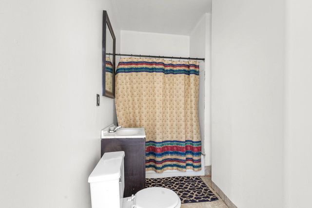 3058 N Richards STREET, Milwaukee, WI 53212