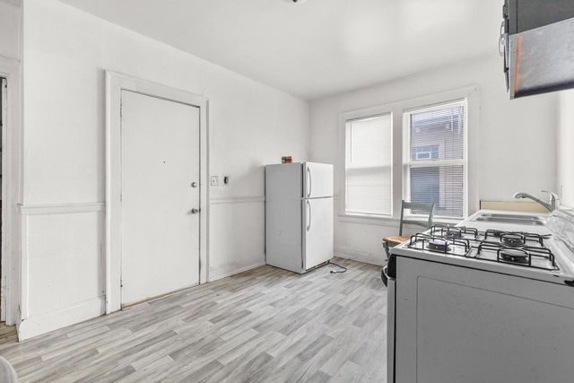 3058 N Richards STREET, Milwaukee, WI 53212