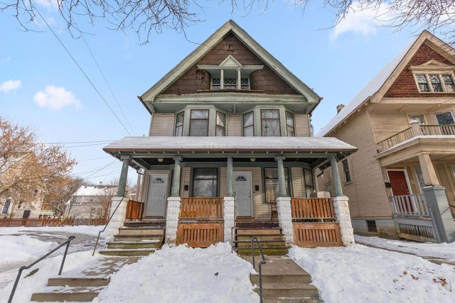 3058 N Richards STREET, Milwaukee, WI 53212