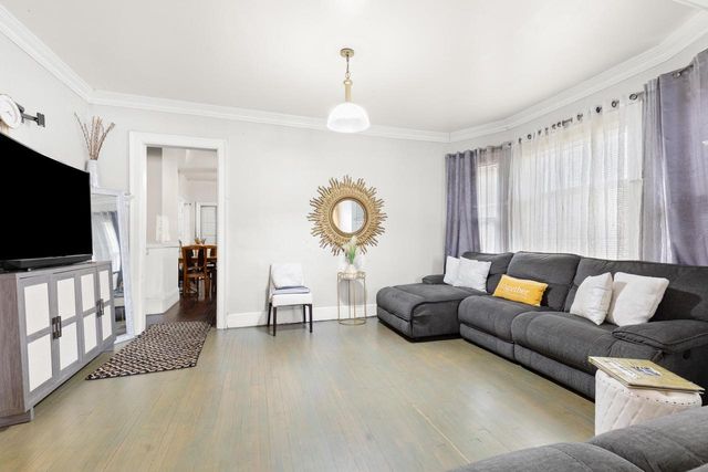 3058 N Richards STREET, Milwaukee, WI 53212