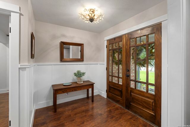 9231 BINGHAM DR, San Antonio, TX 78230