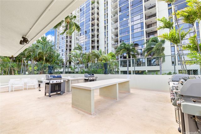 322 Aoloa Street 611, Kailua, HI 96734