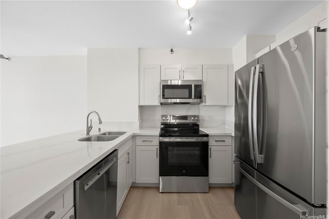 322 Aoloa Street 611, Kailua, HI 96734