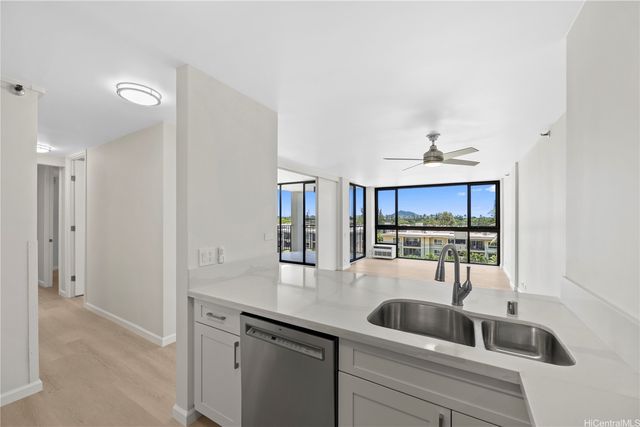 322 Aoloa Street 611, Kailua, HI 96734
