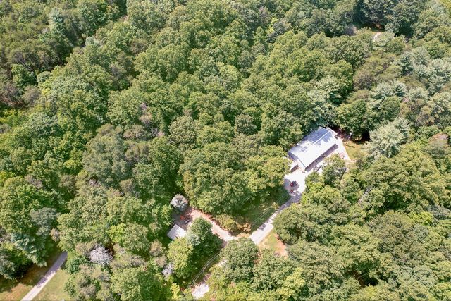1527 Quail DR, Goodview, VA 24095
