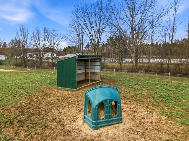 8305 Columbiana Canfield Road, Canfield, OH 44406