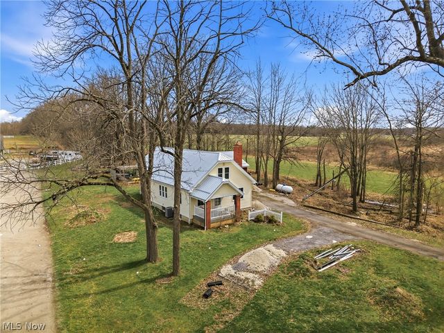 8305 Columbiana Canfield Road, Canfield, OH 44406