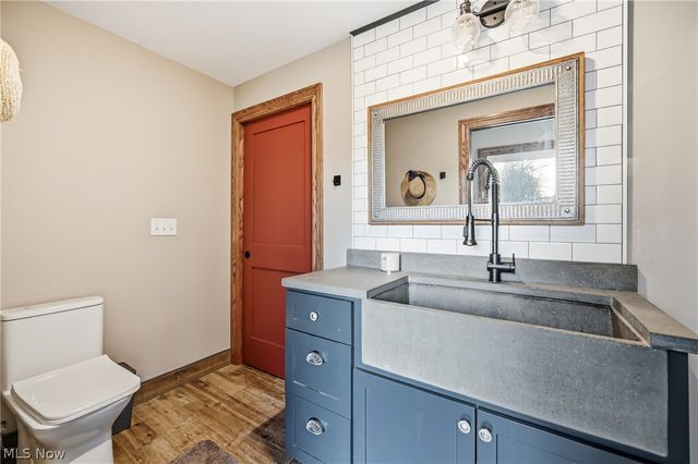 8305 Columbiana Canfield Road, Canfield, OH 44406