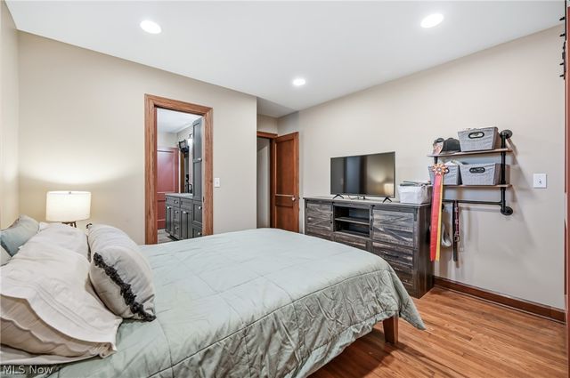 8305 Columbiana Canfield Road, Canfield, OH 44406