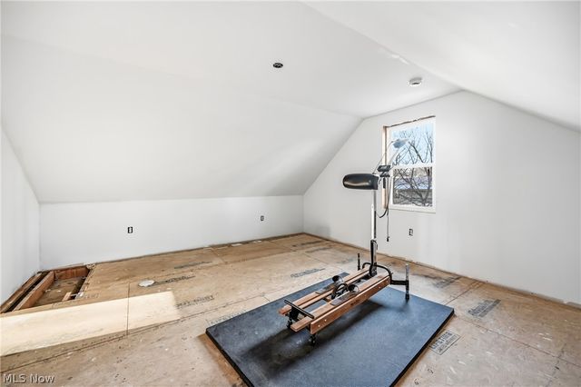 8305 Columbiana Canfield Road, Canfield, OH 44406