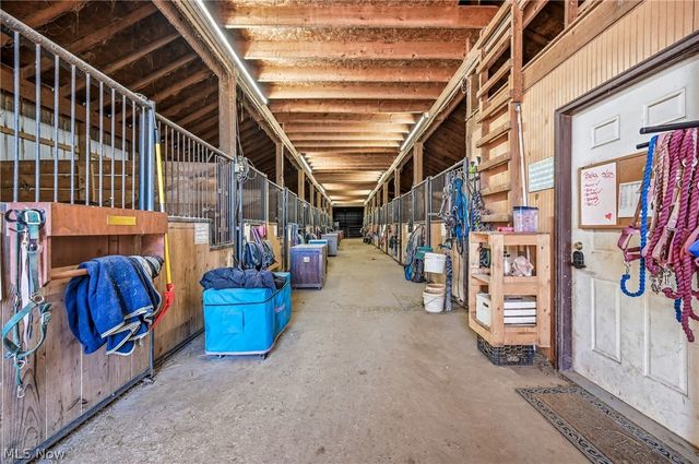 8305 Columbiana Canfield Road, Canfield, OH 44406