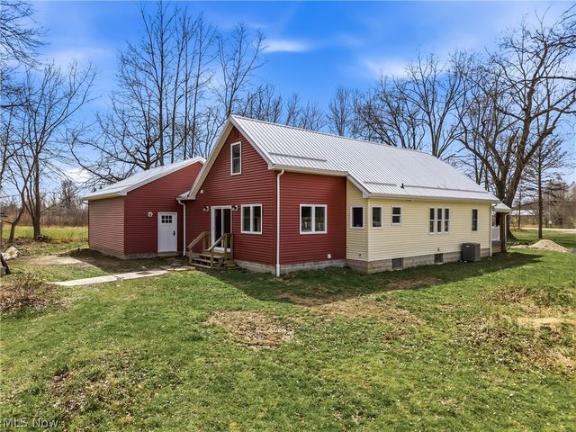 8305 Columbiana Canfield Road, Canfield, OH 44406