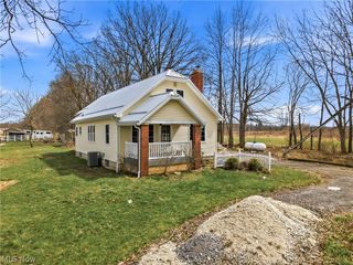 8305 Columbiana Canfield Road, Canfield, OH 44406