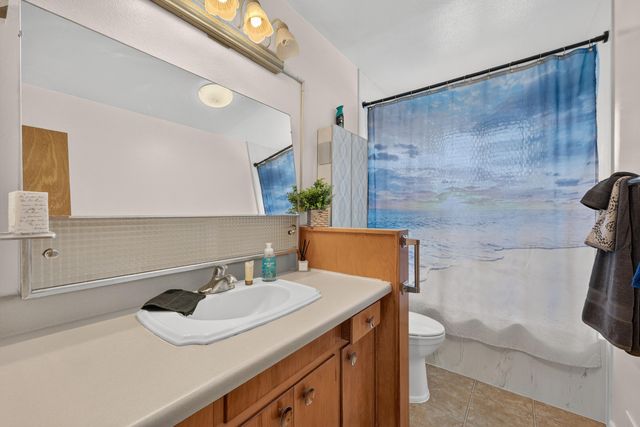 9400 Shoshone Road NE, Albuquerque, NM 87111