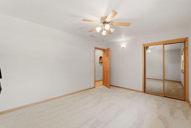10020 Loretta Drive NW, Albuquerque, NM 87114