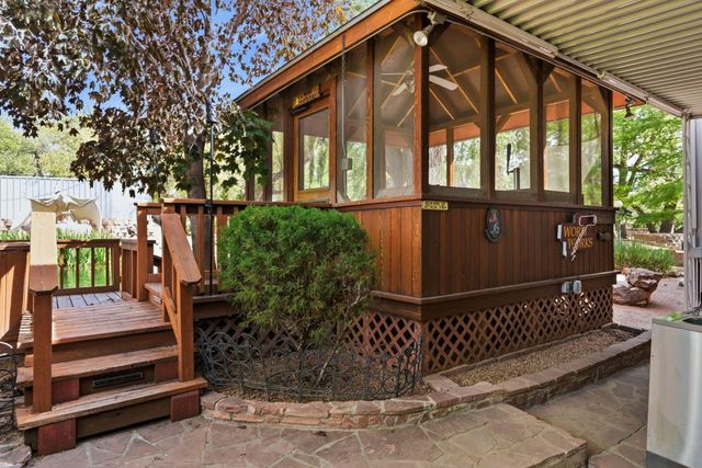 10020 Loretta Drive NW, Albuquerque, NM 87114