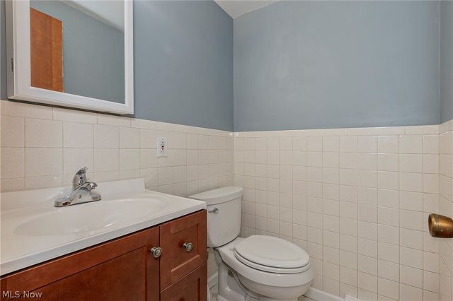 5164 Spencer Road, Lyndhurst, OH 44124