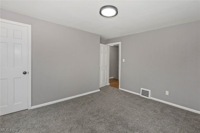 5164 Spencer Road, Lyndhurst, OH 44124