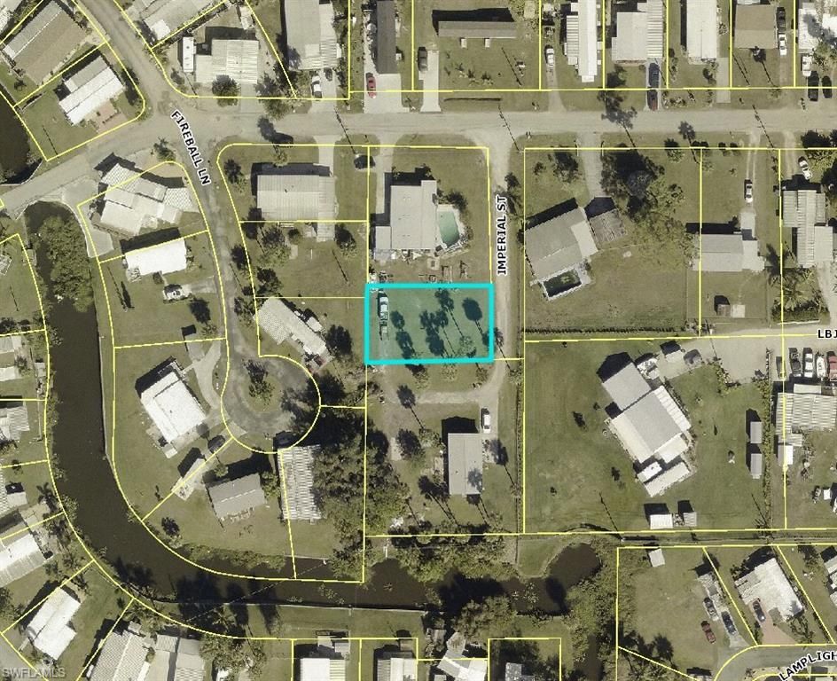 101 Imperial ST, NORTH FORT MYERS, FL 33917 — photo 2