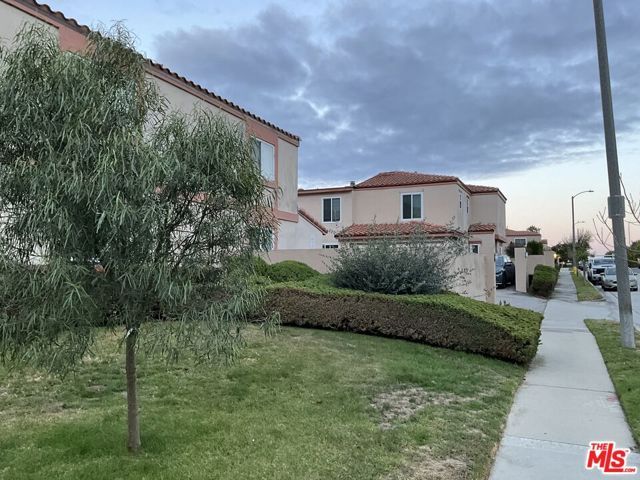 3428 Del Amo Boulevard, Torrance, CA 90503
