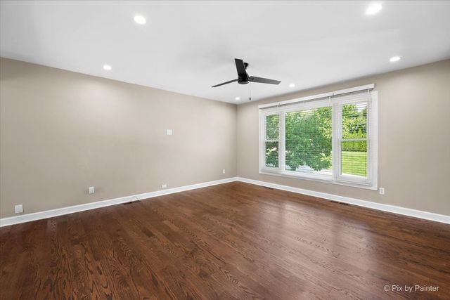 6122 Pleasant View Road, Cary, IL 60013