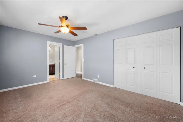 6122 Pleasant View Road, Cary, IL 60013