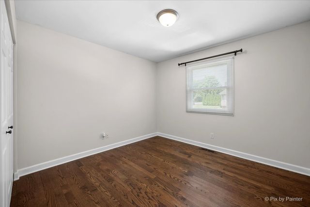 6122 Pleasant View Road, Cary, IL 60013