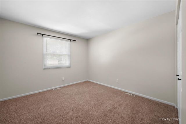 6122 Pleasant View Road, Cary, IL 60013