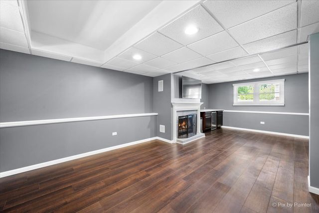 6122 Pleasant View Road, Cary, IL 60013