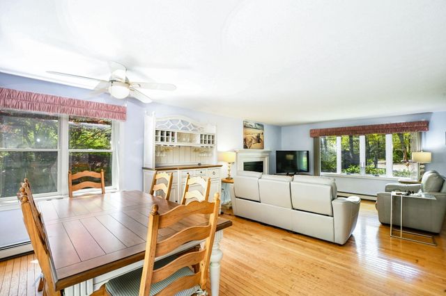 20 Old Kenyon Road, East Falmouth, MA 02536