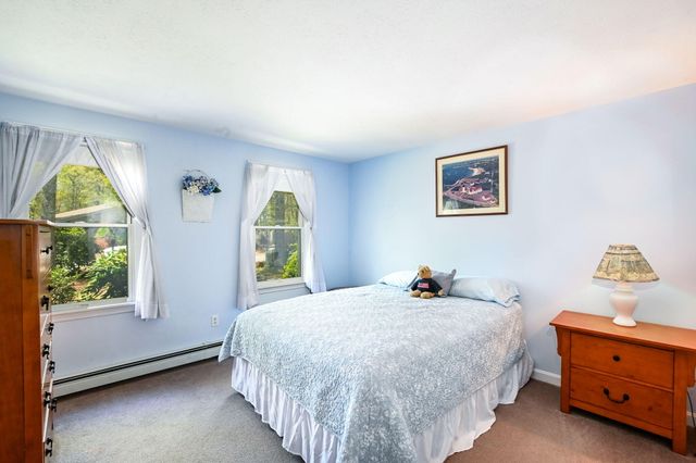 20 Old Kenyon Road, East Falmouth, MA 02536