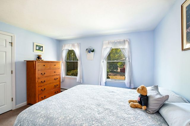20 Old Kenyon Road, East Falmouth, MA 02536