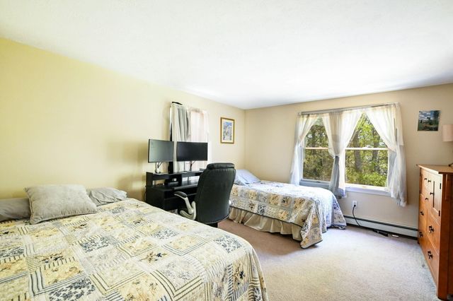 20 Old Kenyon Road, East Falmouth, MA 02536