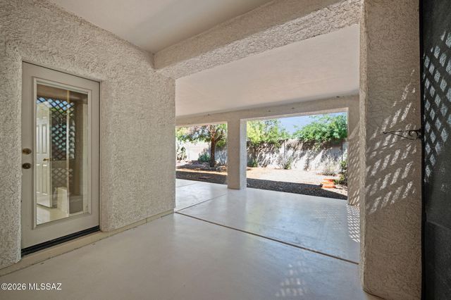 1236 W Crystal Palace Place, Tucson, AZ 85737
