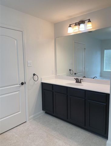 2417 Fall Leaf Court, Denton, TX 76209