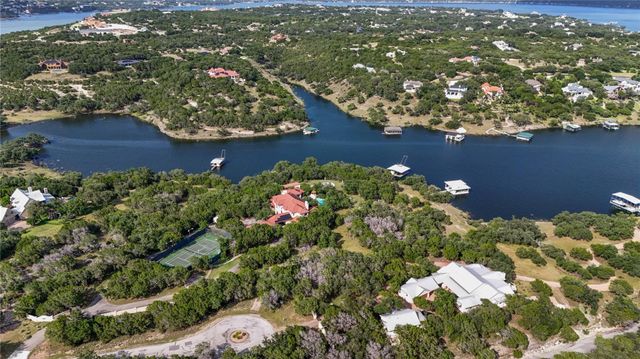 301 Angel Song CV, Spicewood, TX 78669
