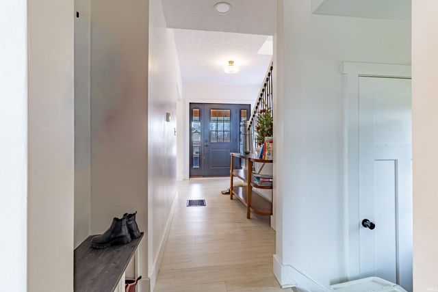 1526 11th Street, Bedford, IN 47421