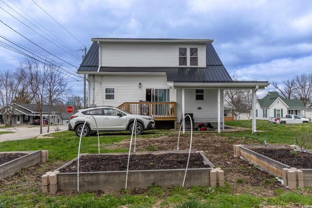 1526 11th Street, Bedford, IN 47421