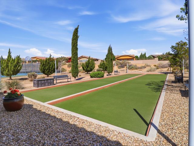 470 Zuni River Circle SW, Los Lunas, NM 87031